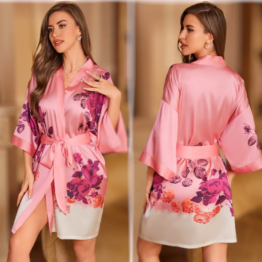 Kimono de nuit en satin Rose Intense Fleuri