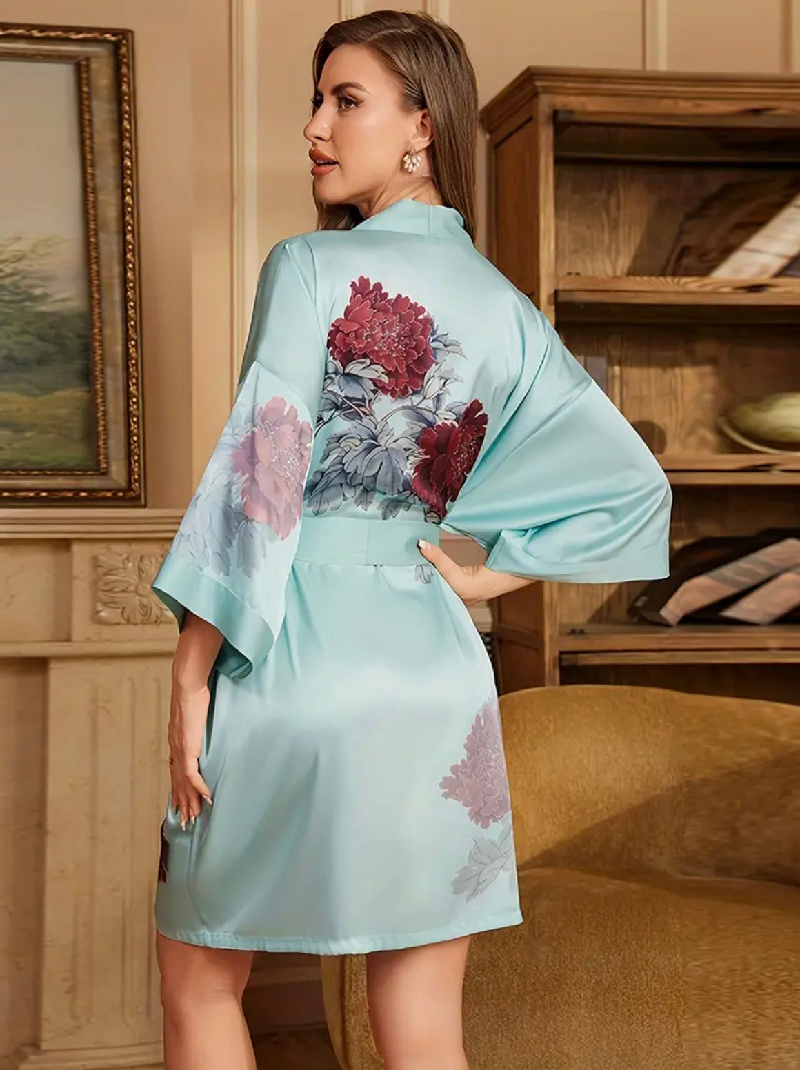Kimono de nuit en satin Bleu Clair Fleuri