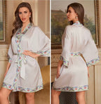 Kimono de nuit en satin Rose Détente