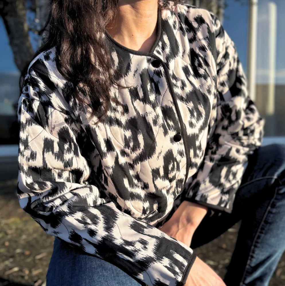Veste kimono serpent des neiges  | Ikat