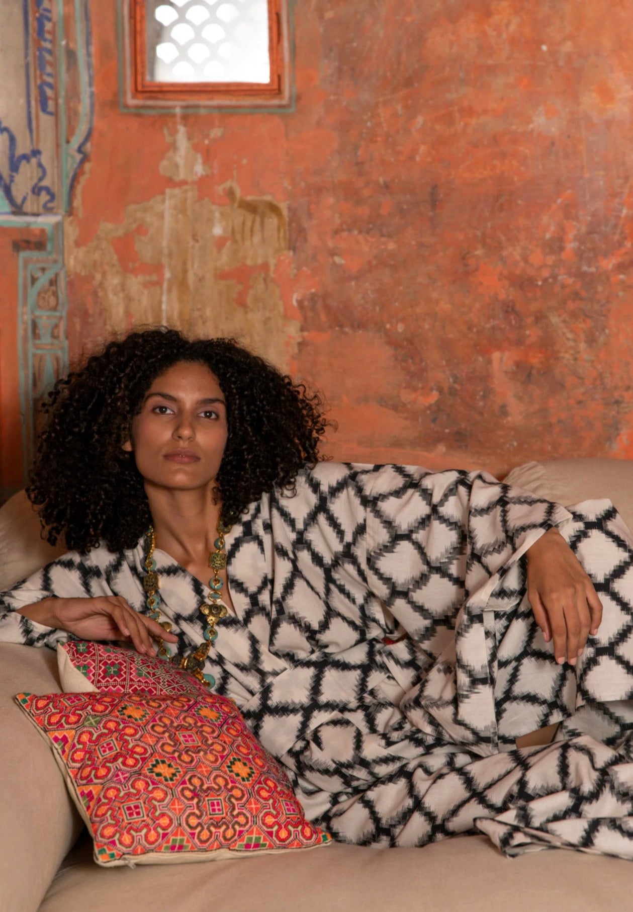 Kimono Robe de Plage Longue Blanc et Noir
