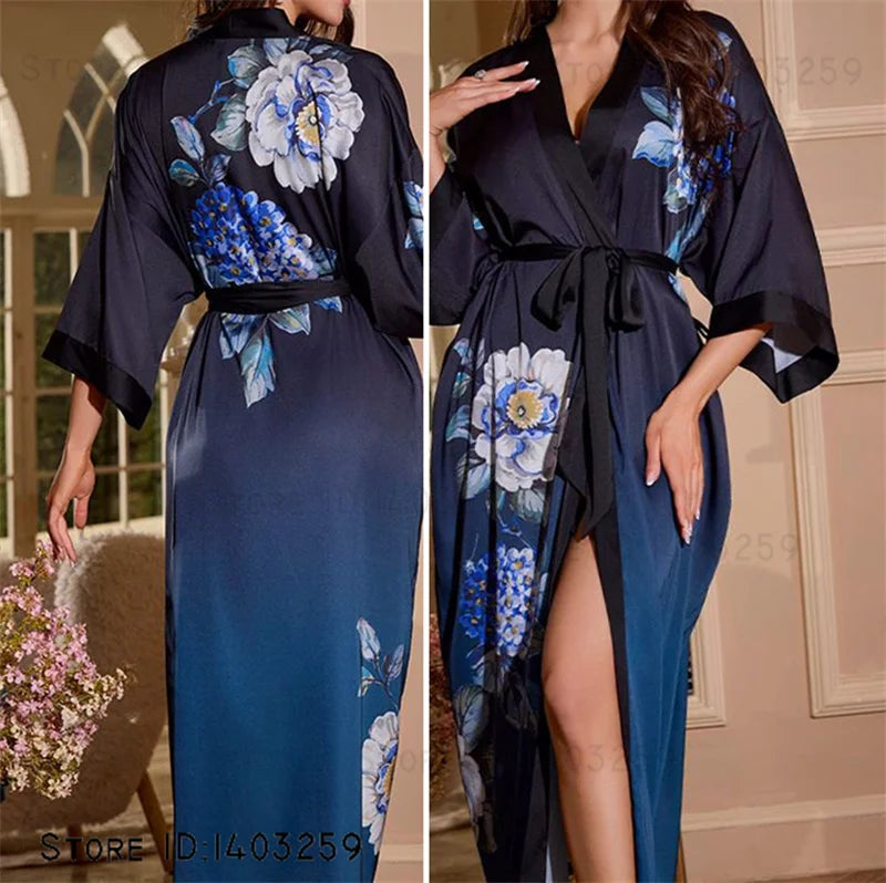 Robe longue en satin Navy bleu à Fleur