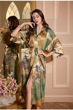 Robe longue en satin safari floral