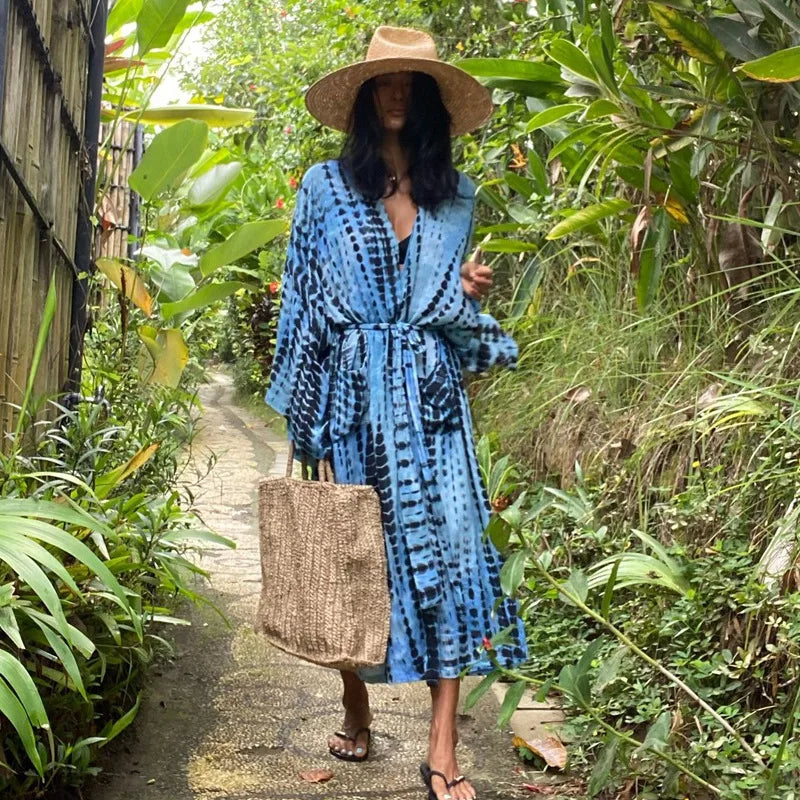 Kimono long mode bikini avec ceinture bleu clair rayé