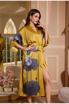 Robe longue en satin Jaune