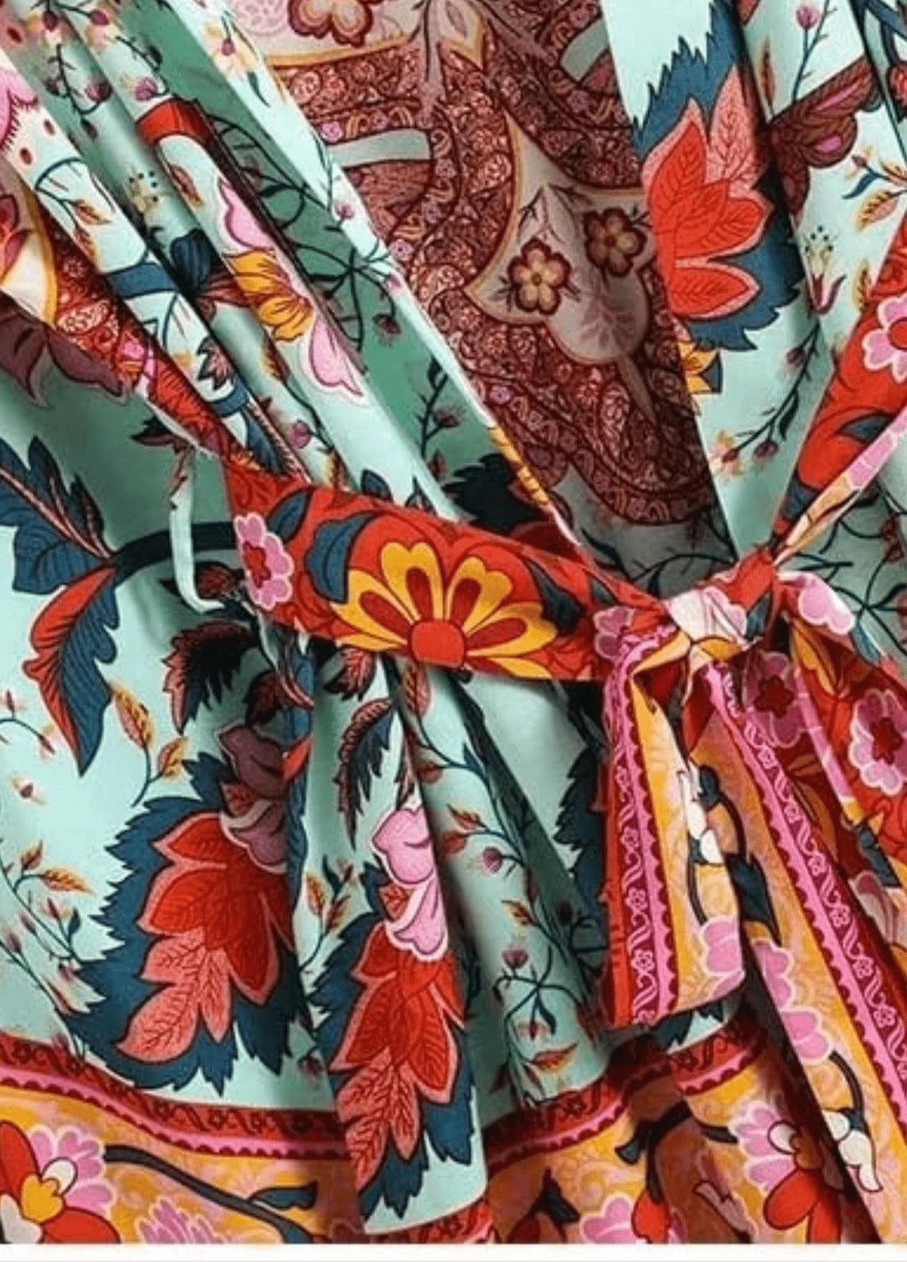 Kimono court floral vert et rose